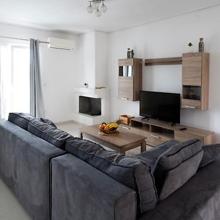 Iridanos Apartments Skiathos Town Bagian luar foto
