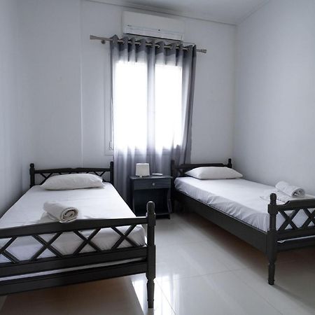 Iridanos Apartments Skiathos Town Bagian luar foto