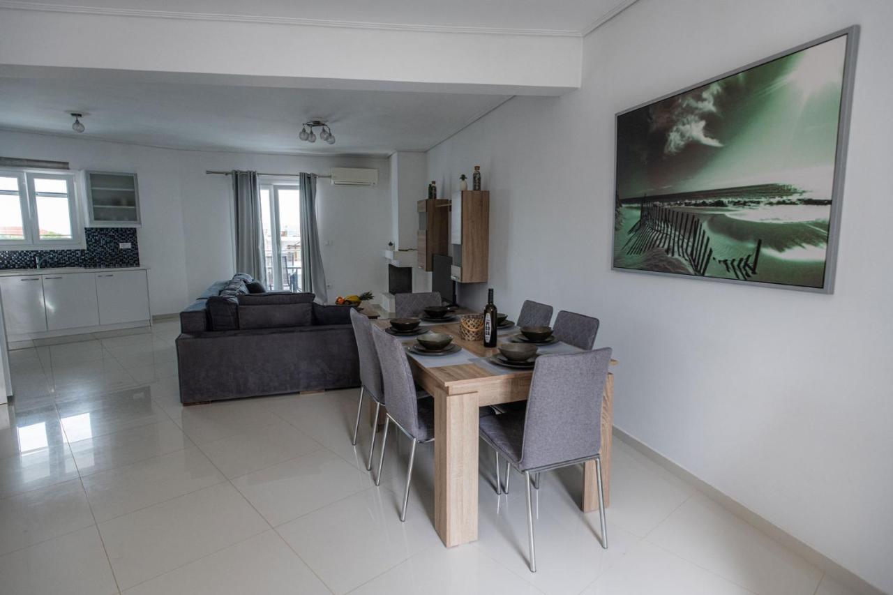 Iridanos Apartments Skiathos Town Bagian luar foto