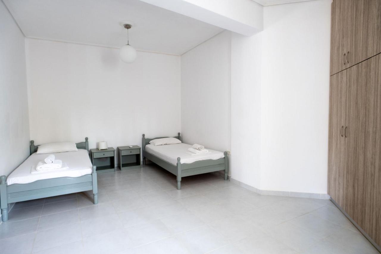 Iridanos Apartments Skiathos Town Bagian luar foto