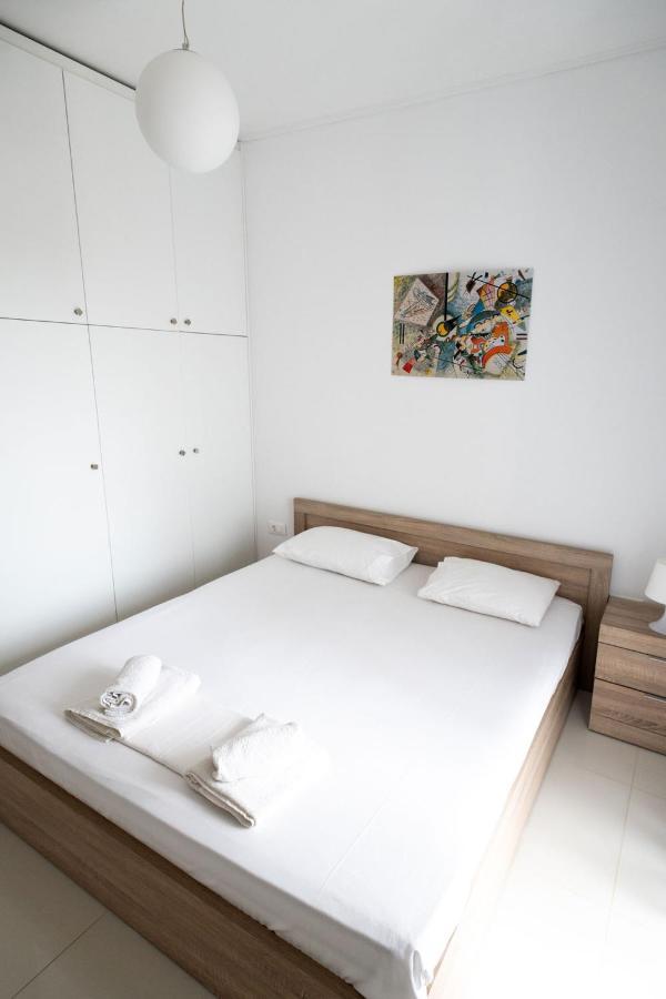 Iridanos Apartments Skiathos Town Bagian luar foto